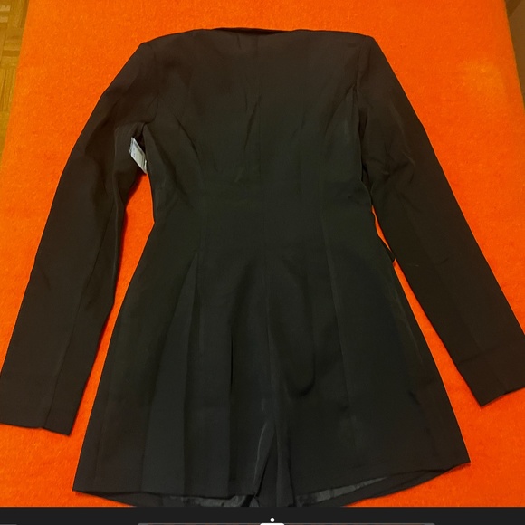 Black two button built-in shorts blazer dress NWT - Picture 11 of 13